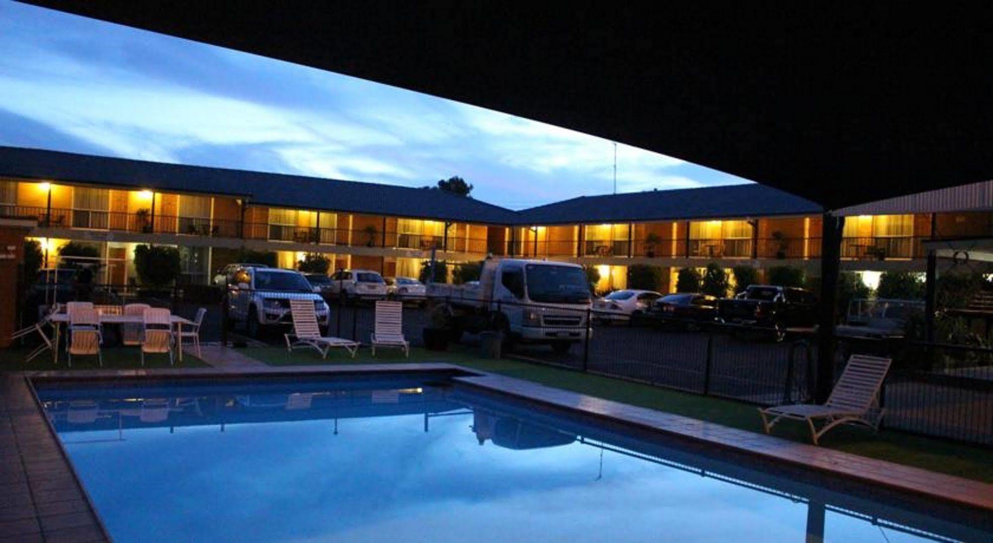 Golden West Motor Inn Dubbo Luaran gambar